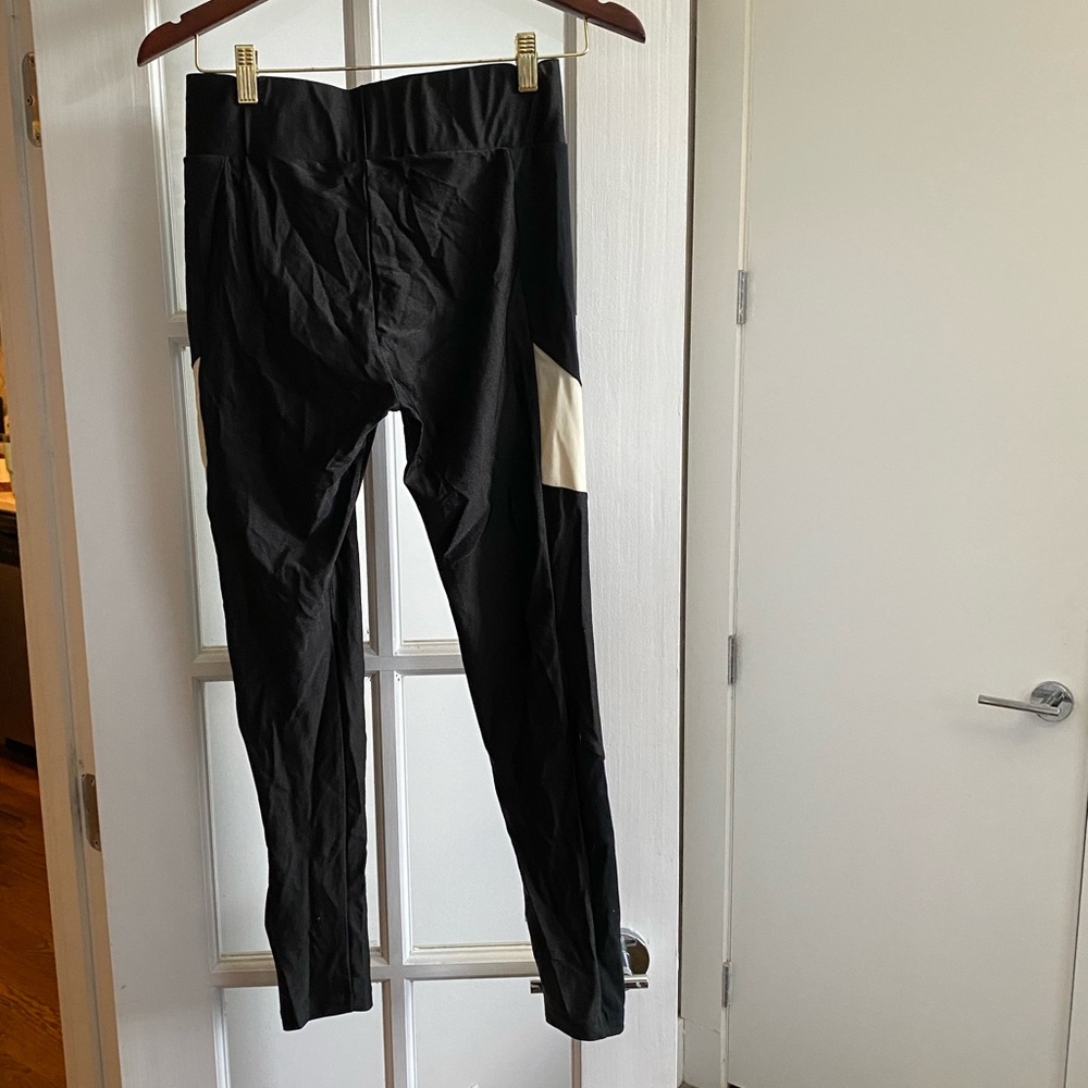 Puma Retro Legging - Picture 3 of 8